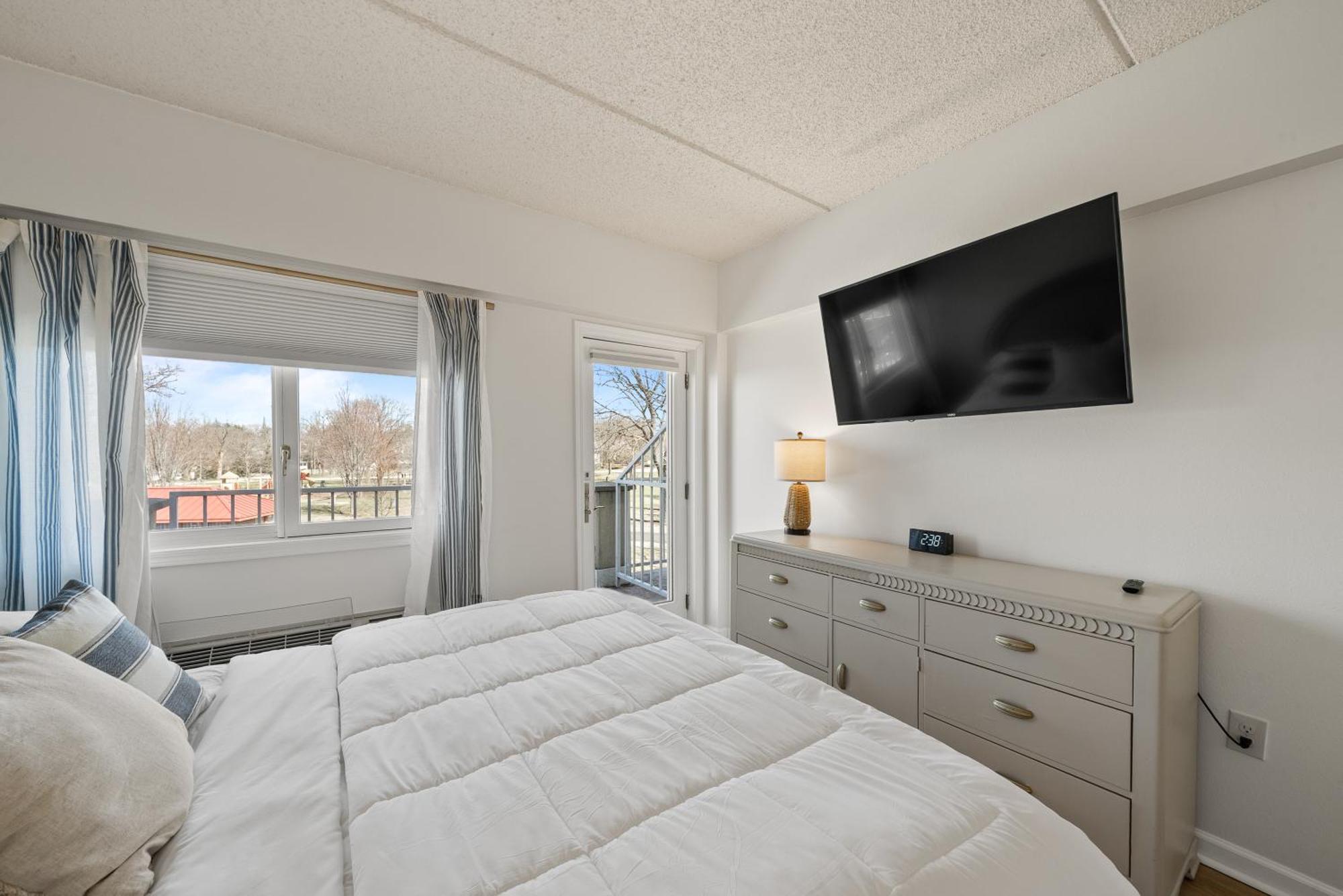 Bella Vista Suites Lake Geneva Ngoại thất bức ảnh