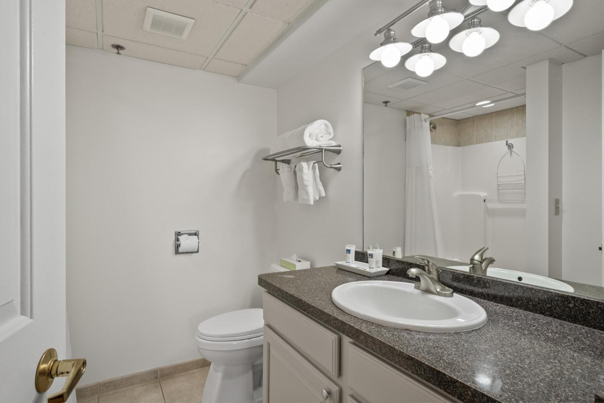 Bella Vista Suites Lake Geneva Ngoại thất bức ảnh