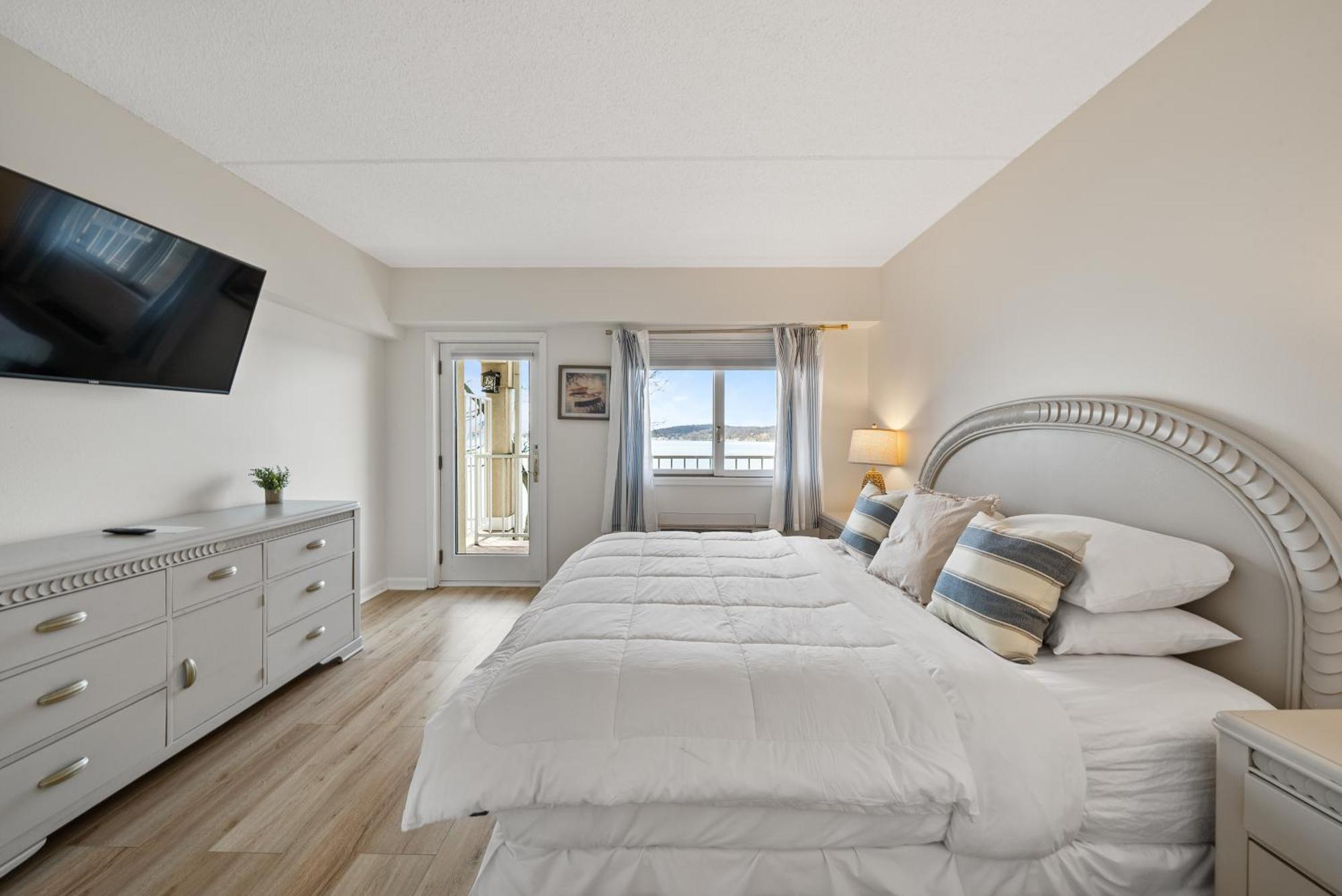 Bella Vista Suites Lake Geneva Ngoại thất bức ảnh